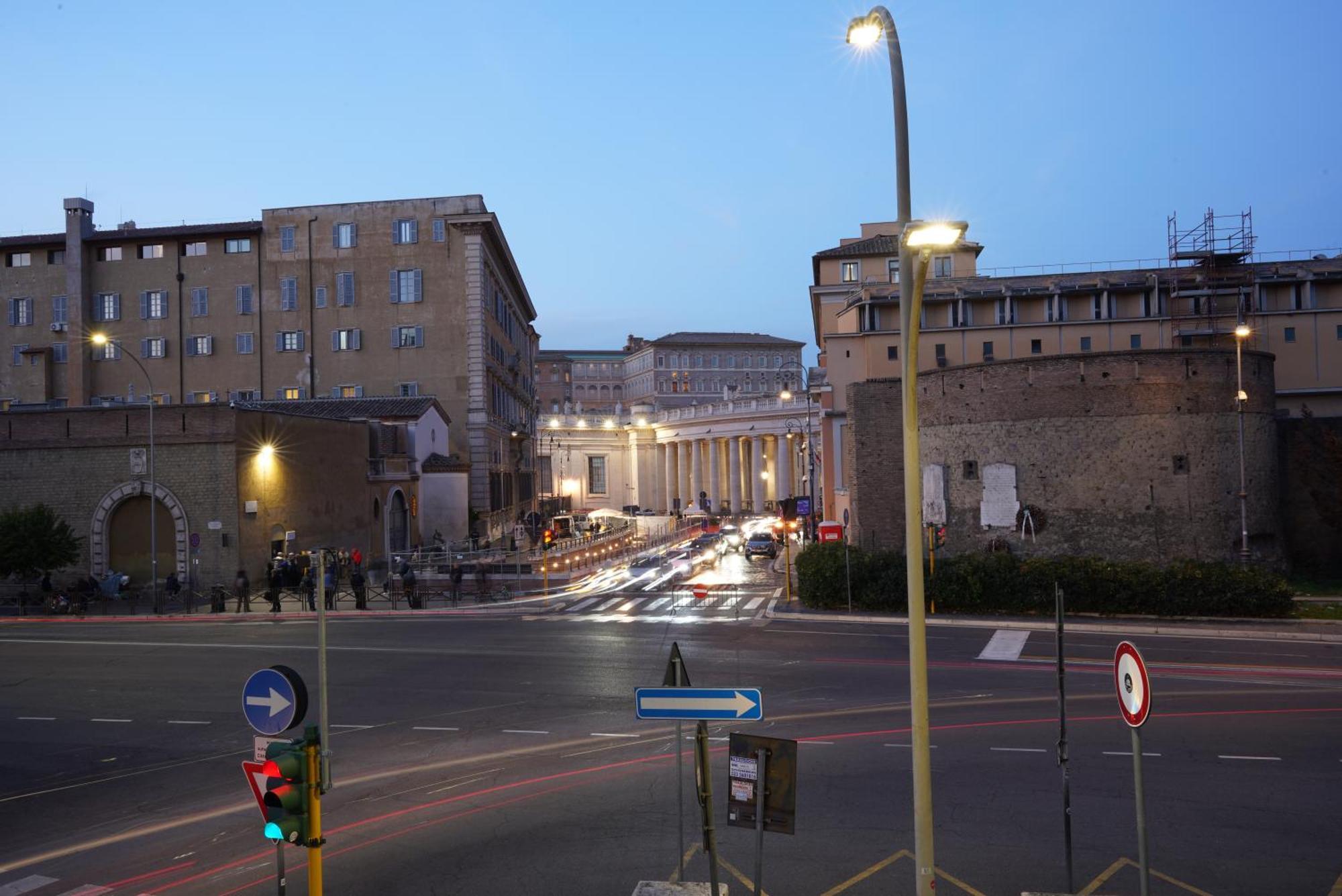 Lux Vatican Suite In Front Of Saint Peter! Roma Esterno foto